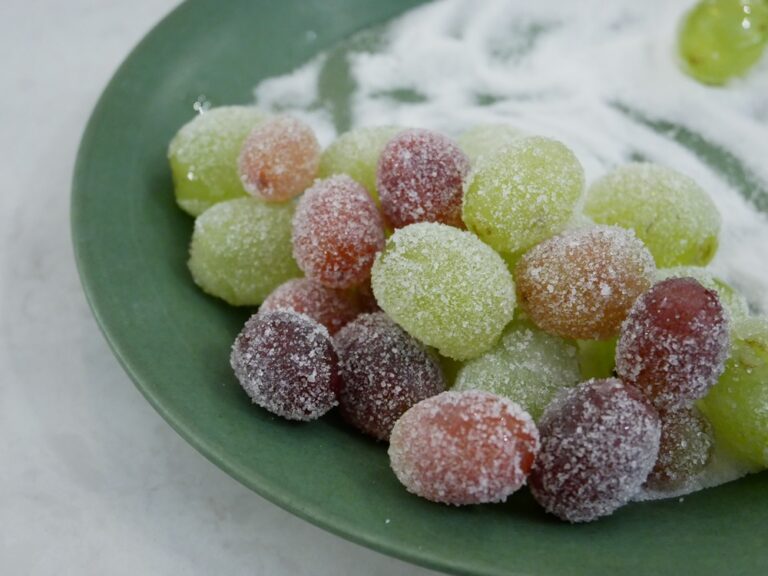 candied grapes with sugar