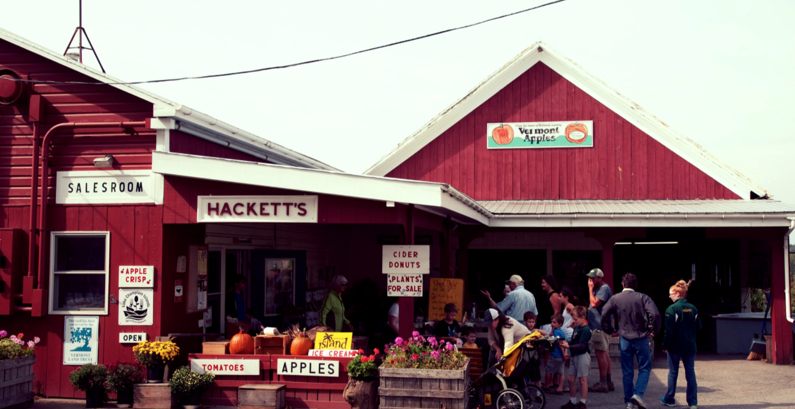 Hacketts Orchard Places to Visit in Vermont
